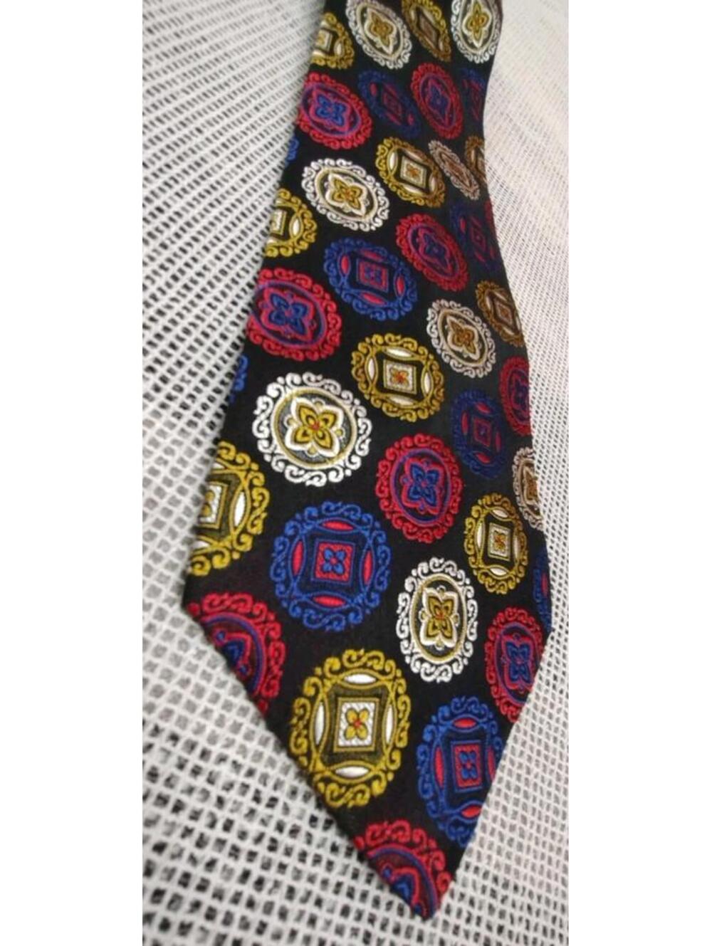 Vintage 60s 70s 100% Chinese Silk WIDE TIE Asian Coins Red Gold Blue GOLDEN GAP
